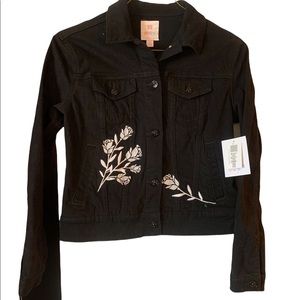 Lularoe Harvey Jean Jacket Small Black with White Roses Stretchy Pockets…